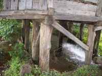 Thumbs 2008 07 19 Besuch Ellis 0086 in Stillgelegte Mühle in Hurezi